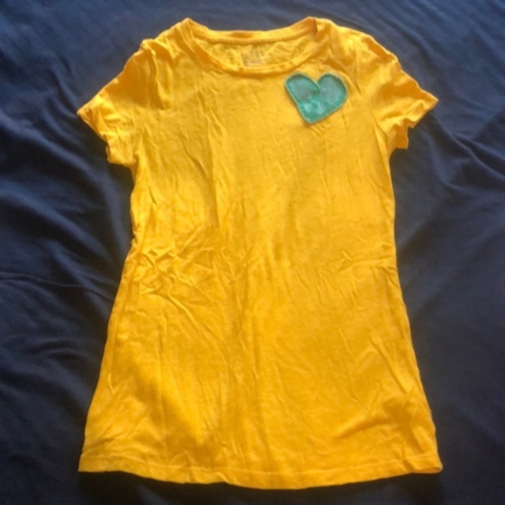 Old navy women’s small short sleeve top yellow